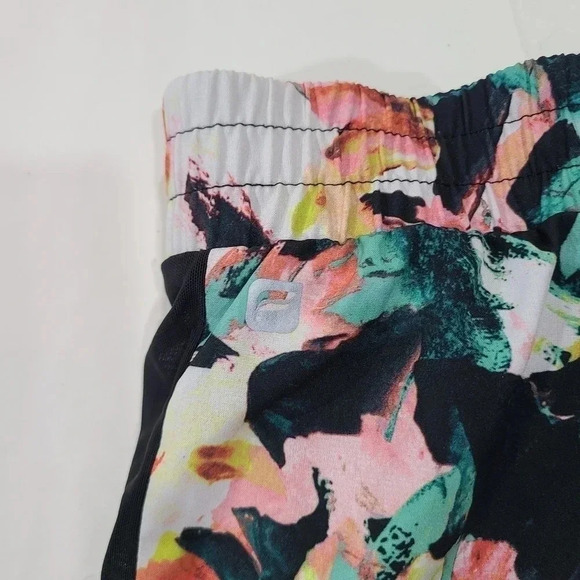 Fabletics Women's Running Shorts Athletic Floral Lined Built in Liner Sz Small - Picture 3 of 6